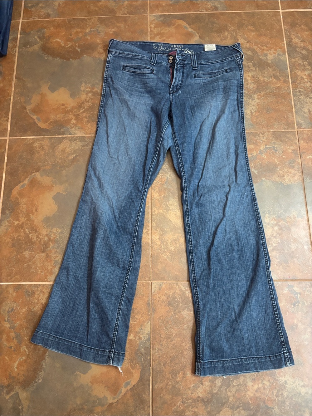 Ariat Dark Blue Flare Jeans - Women's Wide Leg 33l